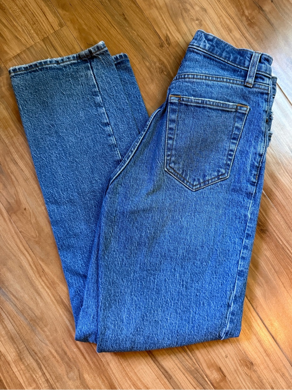 Abercrombie Curve Love Blue Jeans - Straight Ultra High Rise Fit